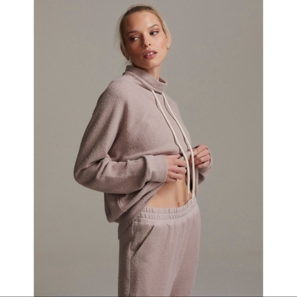 Varley Maceo 4.0 Cowl Neck Sweatshirt Drawstring in Sphinx Textured - Picture 1 of 8